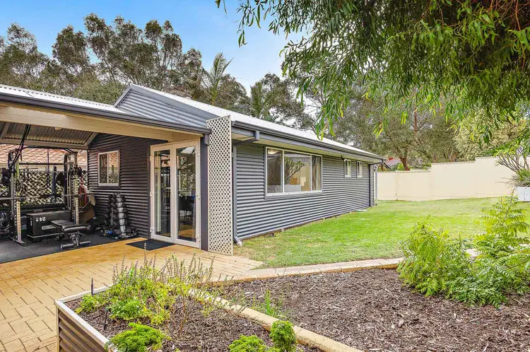 13 Anembo Place, Kelmscott WA 6111