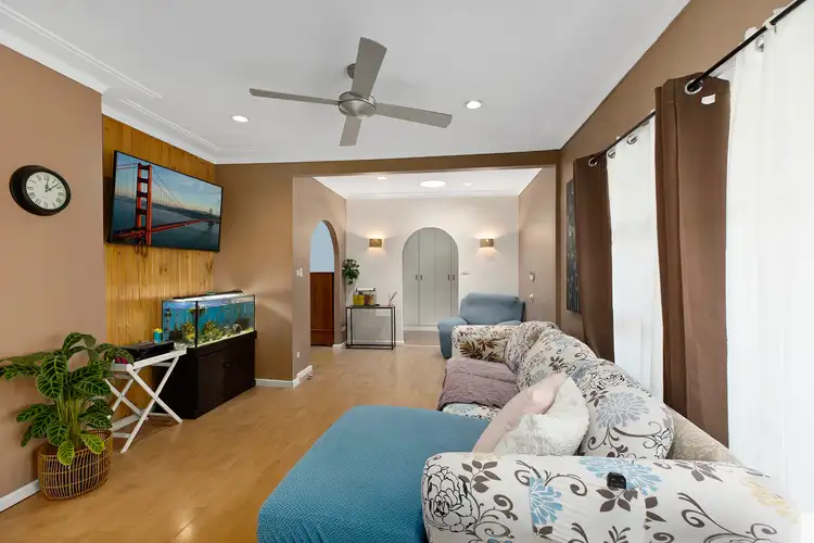 Fifth view of Homely house listing, 1 Cambridge Circle, Ourimbah NSW 2258