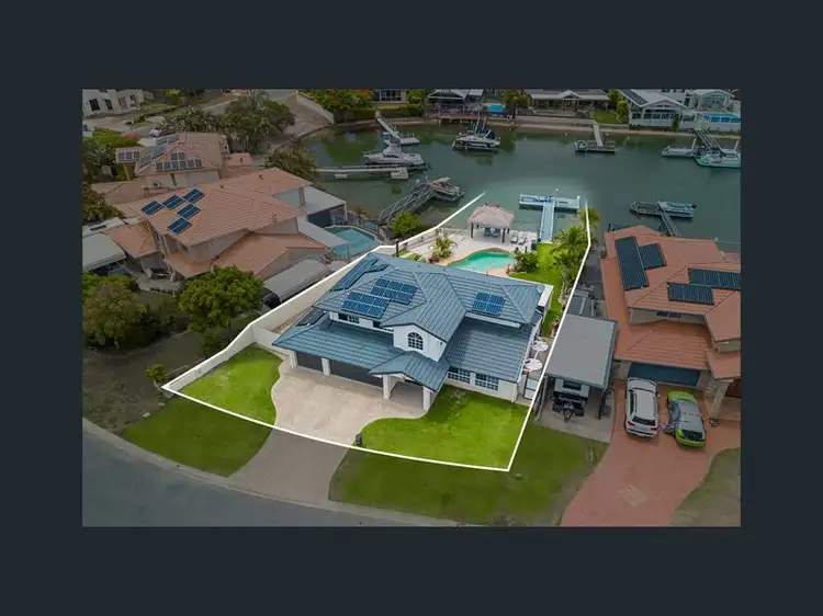 19 Constellation Court, Newport QLD 4020