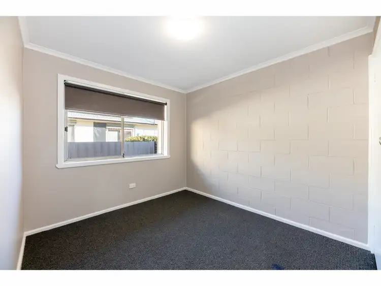 Seventh view of Homely unit listing, 2/474 Griffith Road, Lavington NSW 2641