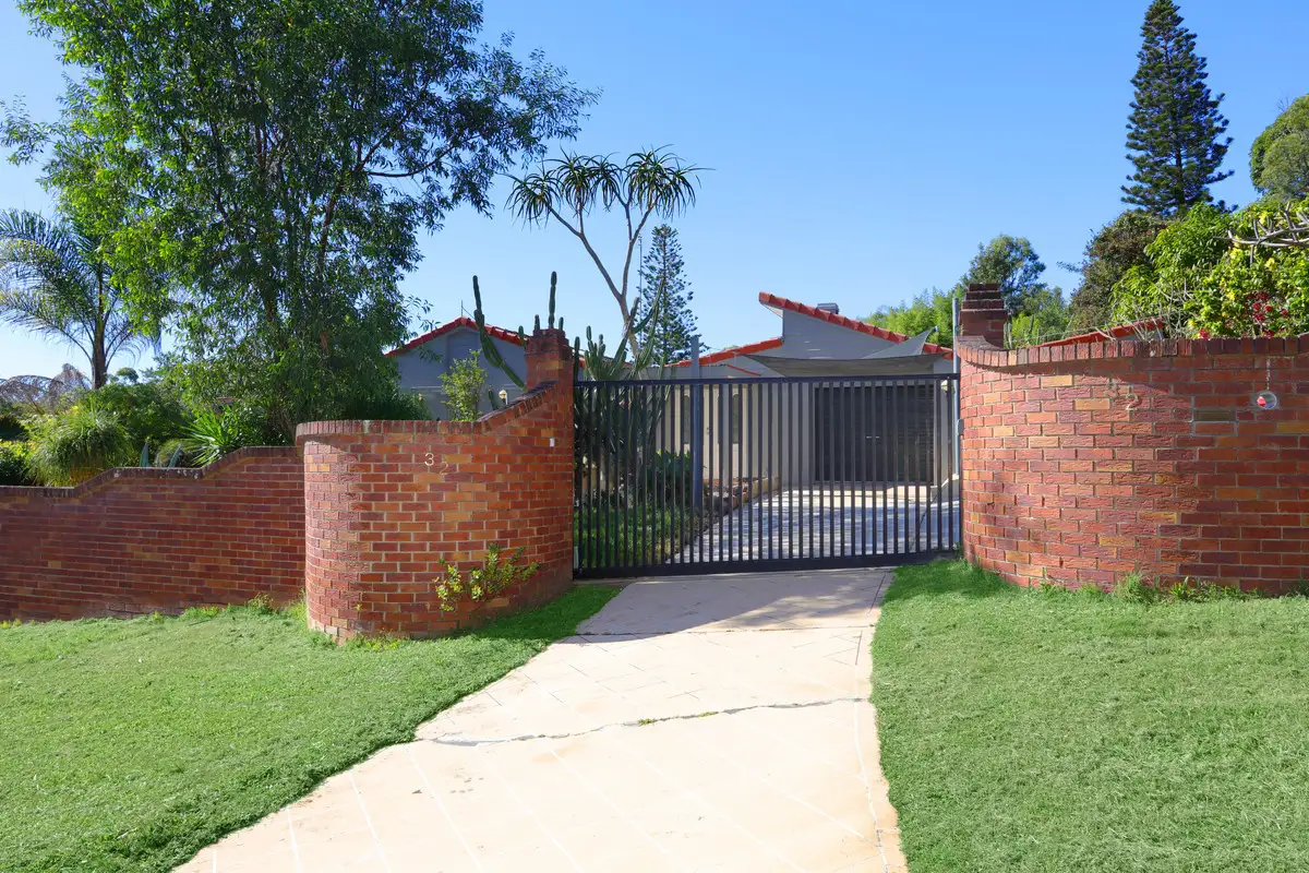 Main view of Homely house listing, 32 Balfour Crescent, Highland Park QLD 4211