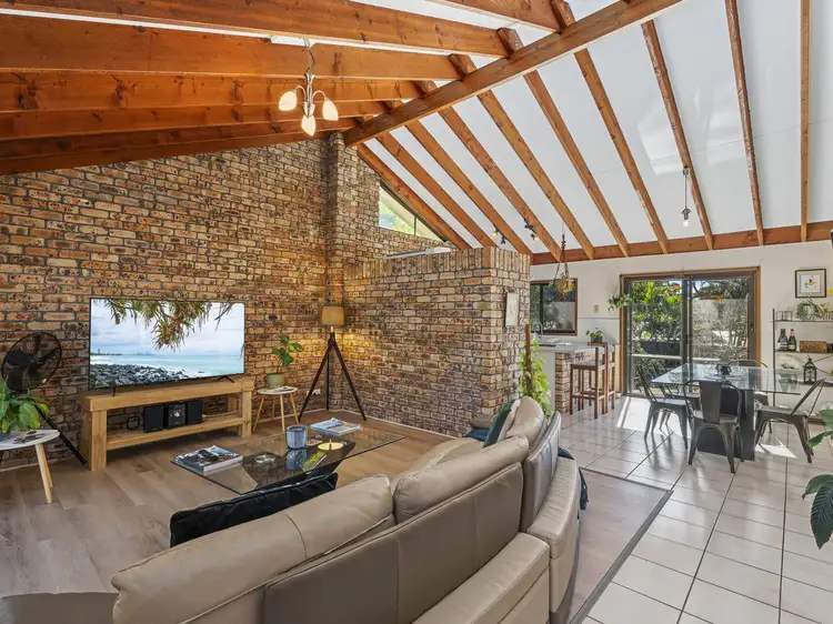 6 Seaton Court, Nerang QLD 4211