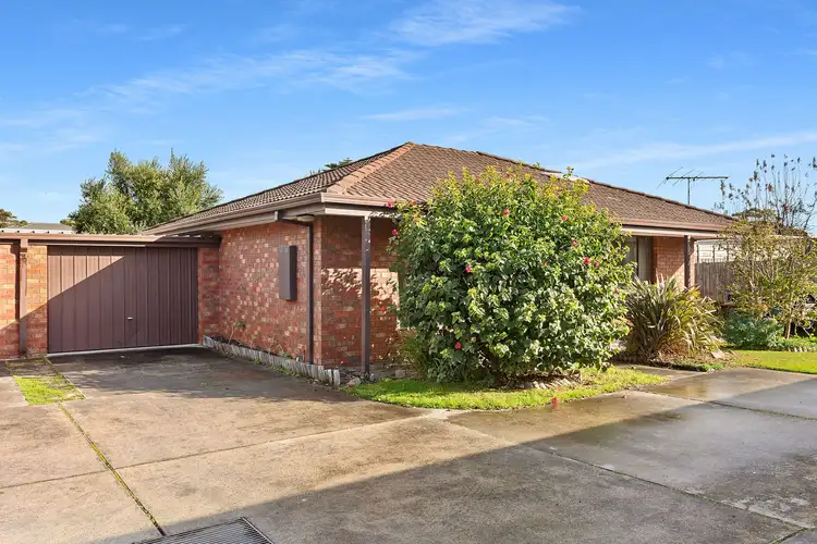 Main view of Homely unit listing, 2/70 South Road, Rosebud VIC 3939