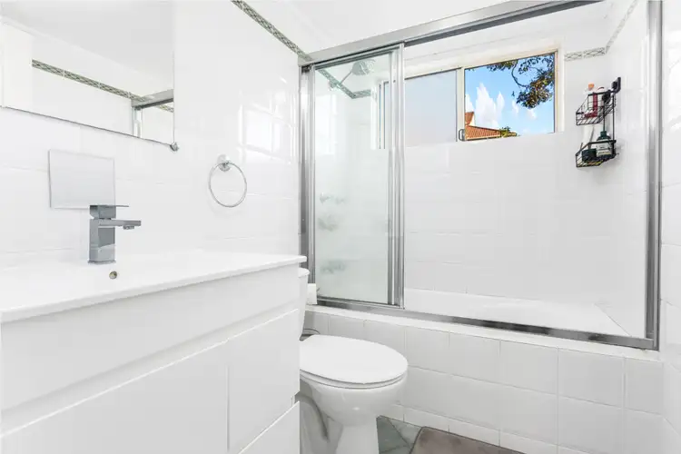 Fifth view of Homely unit listing, 4/42 Bridge Road, Hornsby NSW 2077