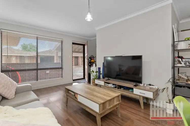 Fourth view of Homely villa listing, 2/9 Avery Avenue, Dianella WA 6059