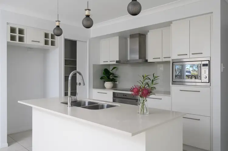 Fifth view of Homely house listing, 8 Iris Court, Southside QLD 4570