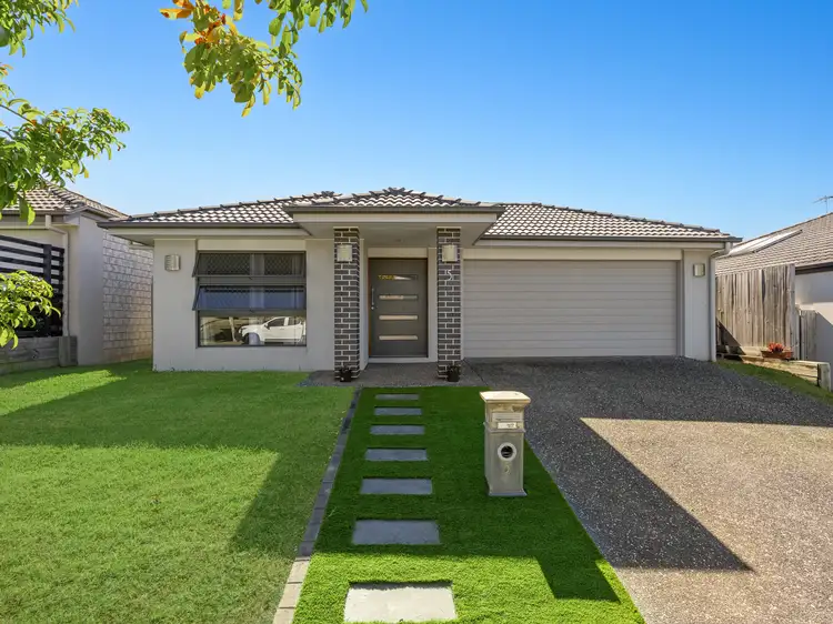 5 Rosemary Street, Deebing Heights QLD 4306