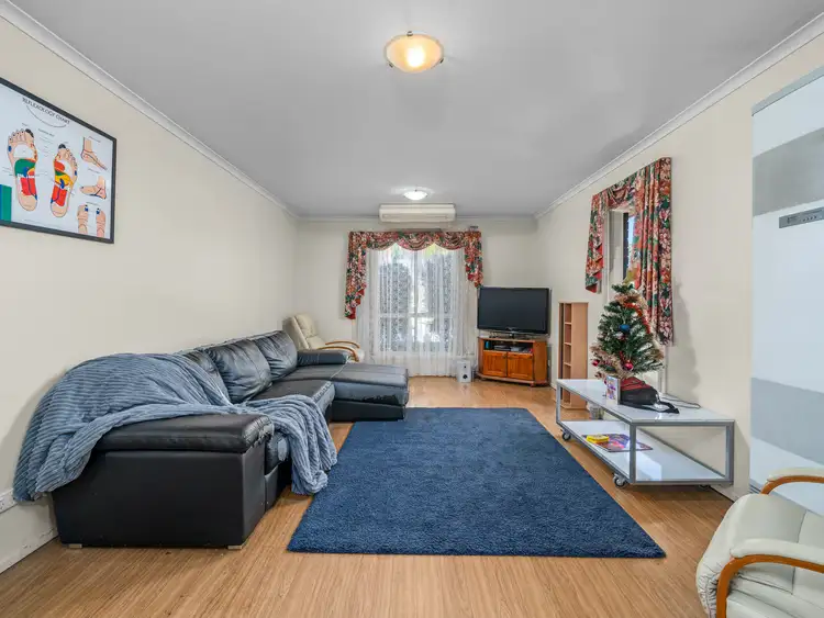 Second view of Homely unit listing, 1/52 Harper Street, Wangaratta VIC 3677