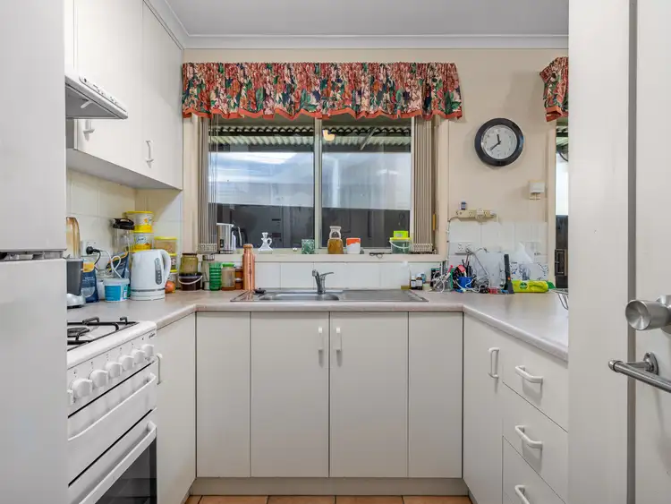 Third view of Homely unit listing, 1/52 Harper Street, Wangaratta VIC 3677