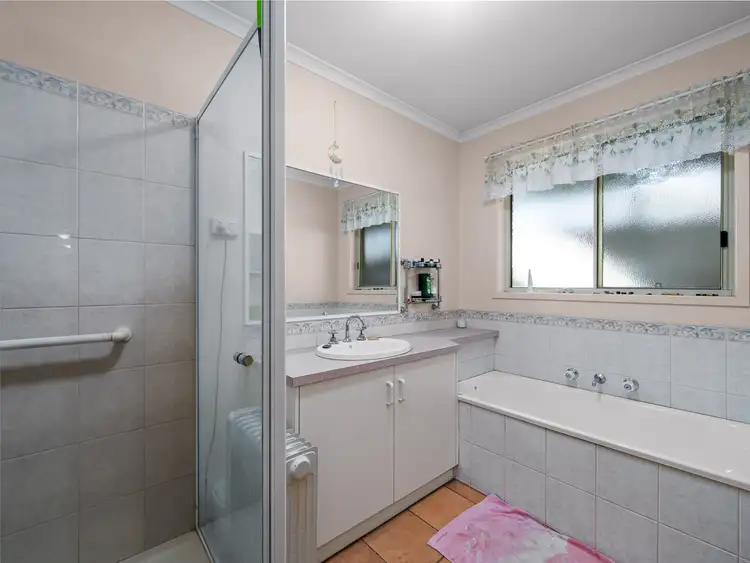 Sixth view of Homely unit listing, 1/52 Harper Street, Wangaratta VIC 3677