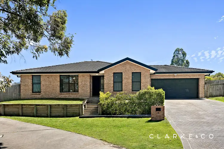 8 Mountview Place, Aberglasslyn NSW 2320