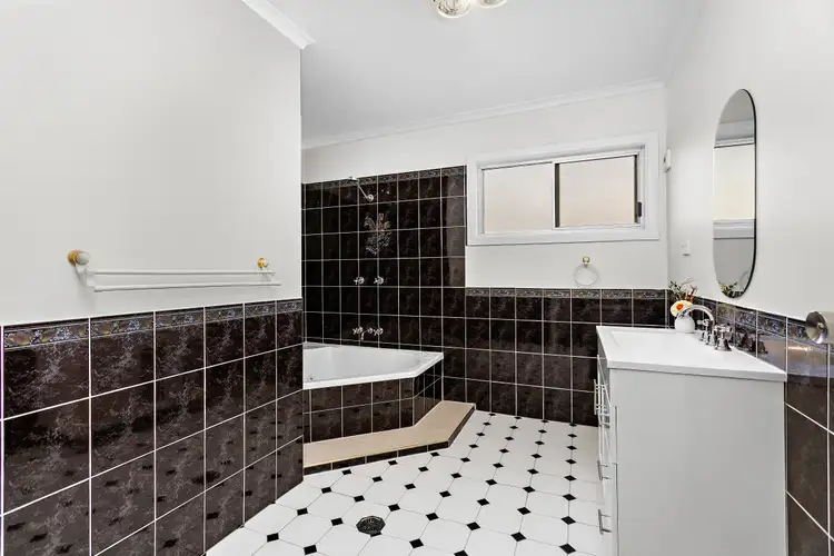 Sixth view of Homely house listing, 11 Camira Street, Koonawarra NSW 2530
