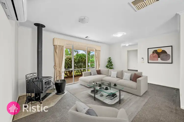 Third view of Homely house listing, 7 Burridge Close, Mill Park VIC 3082