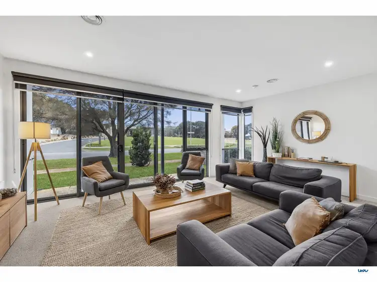 1 Seaspray Place, Torquay VIC 3228
