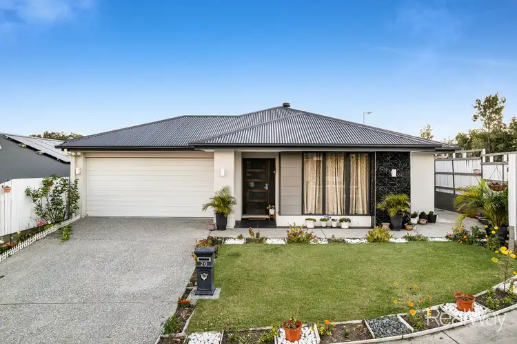 20 Camden Crescent, Spring Mountain QLD 4300