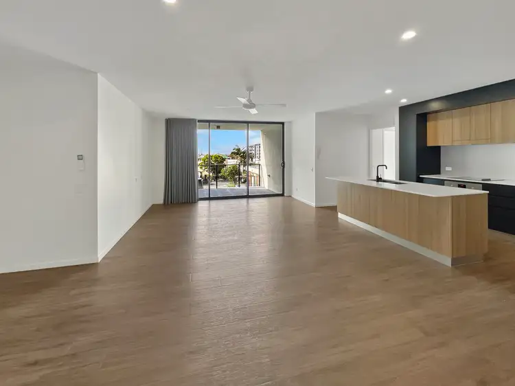 18/20 Beach Road, Maroochydore QLD 4558
