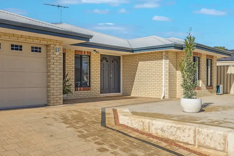 Third view of Homely house listing, 6 Versailles Gardens, Port Kennedy WA 6172