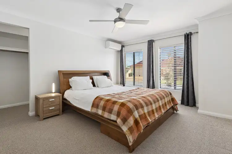 Fifth view of Homely house listing, 6 Versailles Gardens, Port Kennedy WA 6172