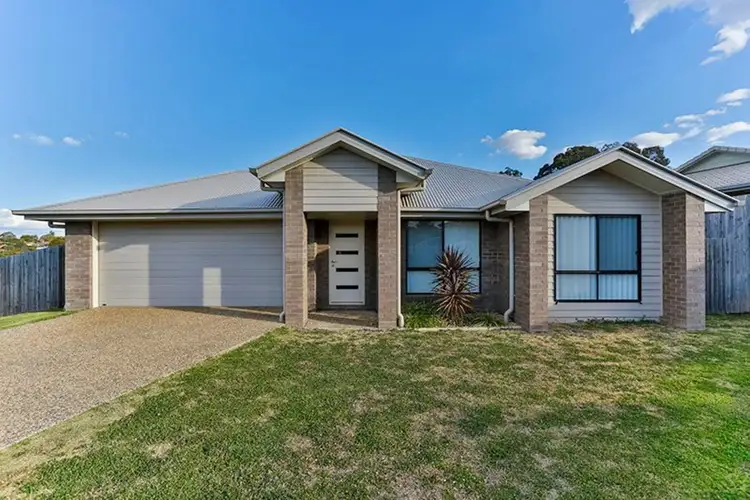 8 Latham Court, Wilsonton Heights QLD 4350