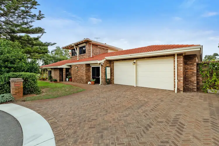 Second view of Homely house listing, 1 Picasso Court, Kingsley WA 6026