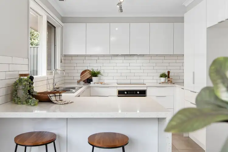 Second view of Homely unit listing, 2/15 Esplanade, Frankston VIC 3199