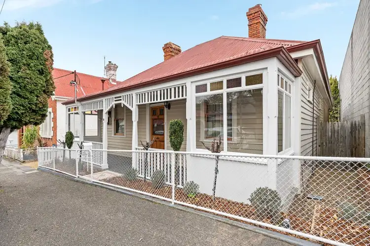 16 Wellington Street, North Hobart TAS 7000