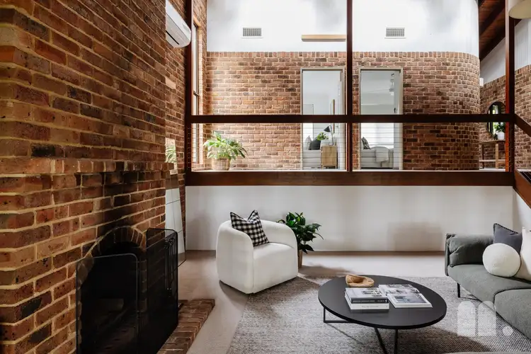 31 Trafalgar Crescent, Valentine NSW 2280