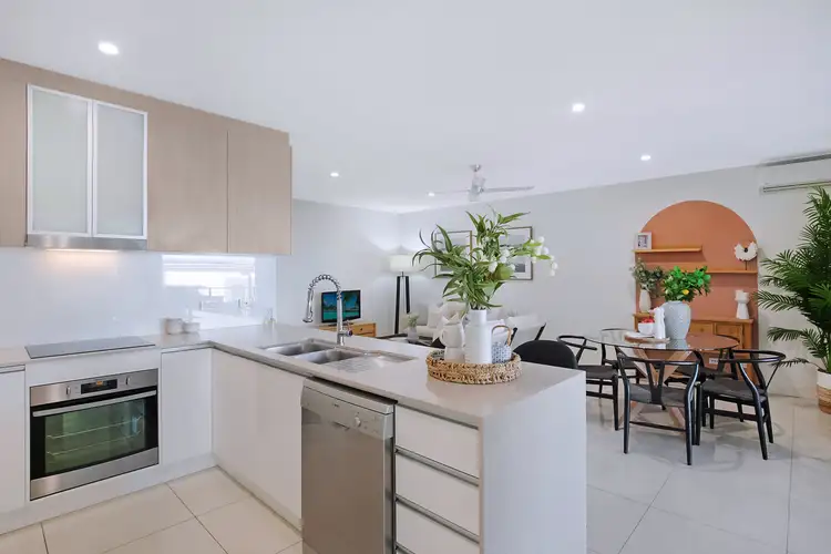 14/53 Pembroke Street, Carina QLD 4152