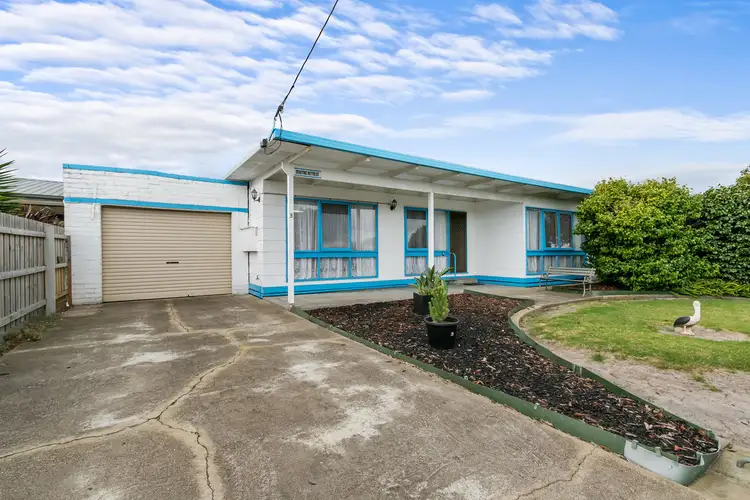 5 Eastern Beach Road, Lakes Entrance VIC 3909