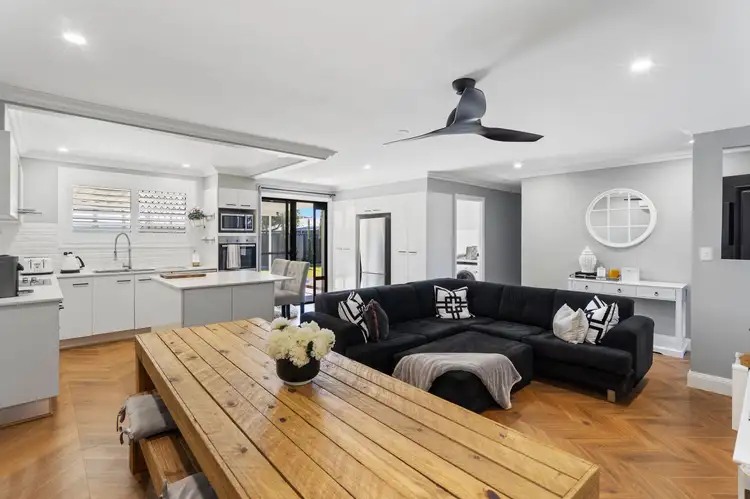 Fifth view of Homely house listing, 4 Baradine Street, Mount Warren Park QLD 4207