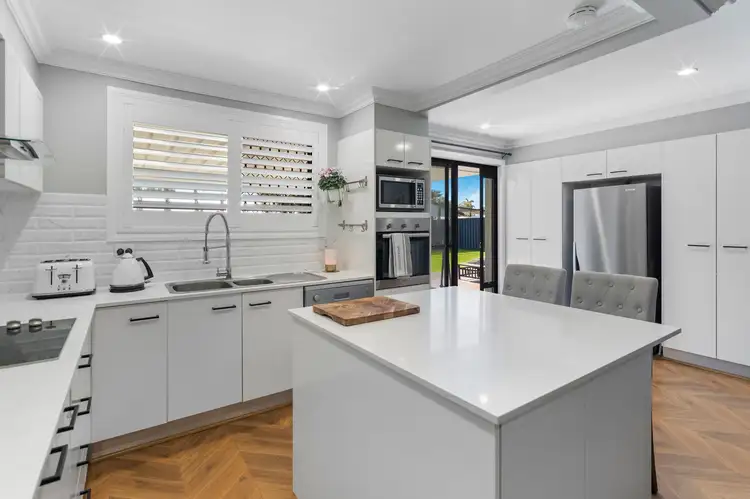 Sixth view of Homely house listing, 4 Baradine Street, Mount Warren Park QLD 4207