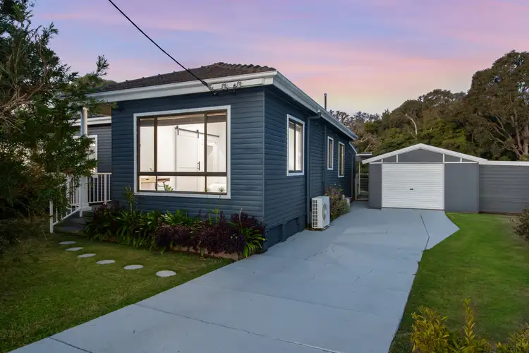 16 Cullen Street, Belmont North NSW 2280