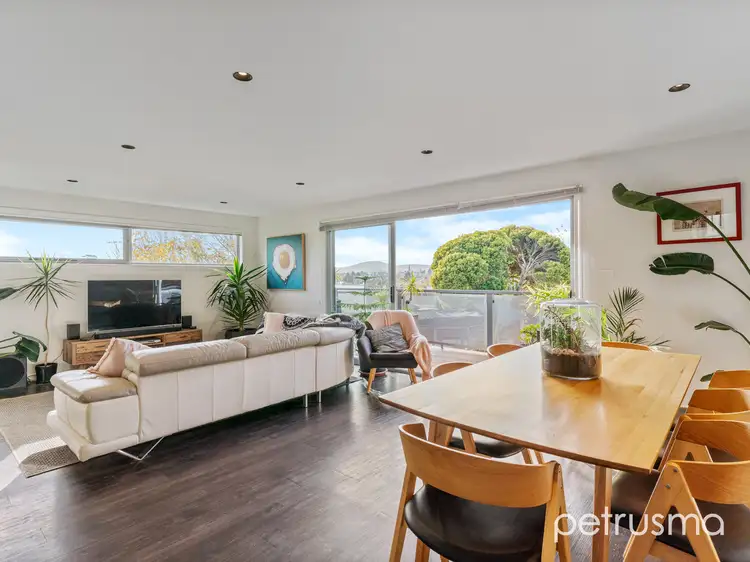 2/65 York Street, Sandy Bay TAS 7005