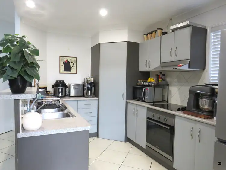 Sixth view of Homely townhouse listing, 3/179 Torquay Road, Scarness QLD 4655