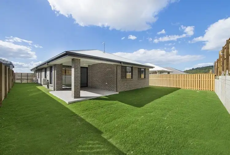 14 Pioneer Street, Redbank Plains QLD 4301