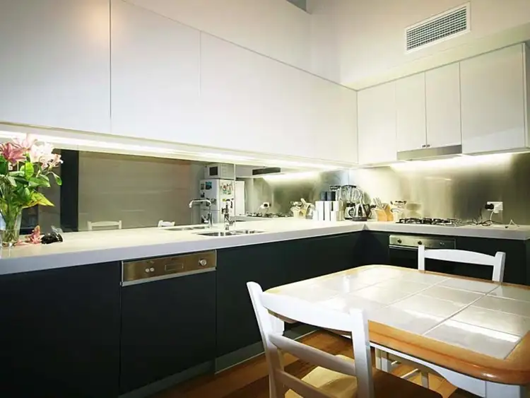 Third view of Homely apartment listing, 36 Vernon Terrace, Teneriffe QLD 4005