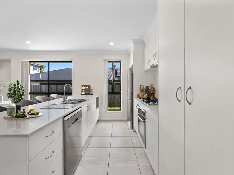 Fourth view of Homely house listing, 15 Daniell Close, Ripley QLD 4306
