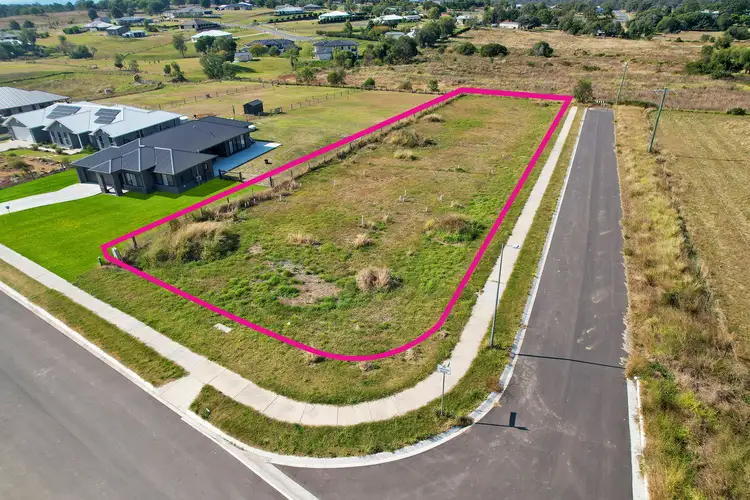 17 Ridgevale Drive, Regency Downs QLD 4341