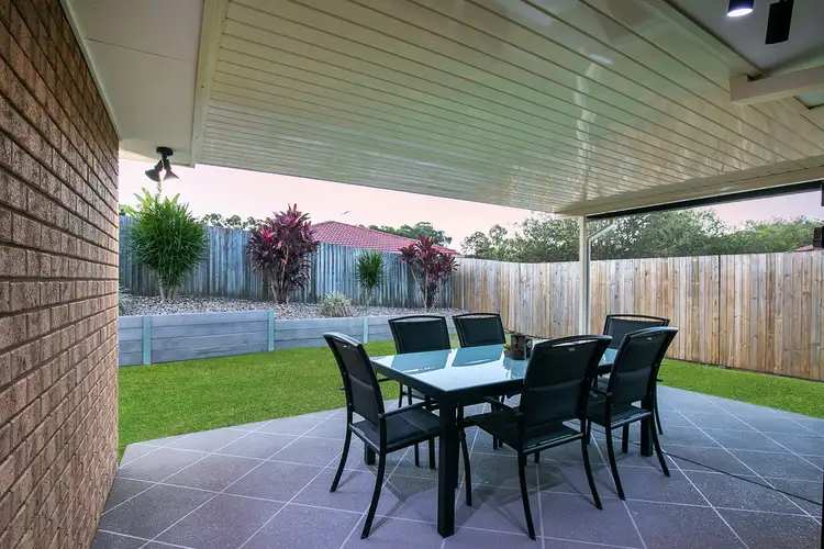 Sixth view of Homely house listing, 2 Chantrey Court, Kallangur QLD 4503