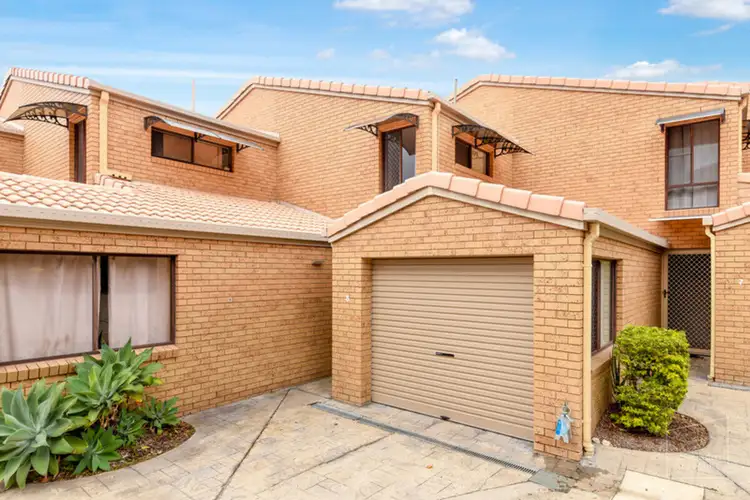 8/29 Browning Boulevard, Battery Hill QLD 4551