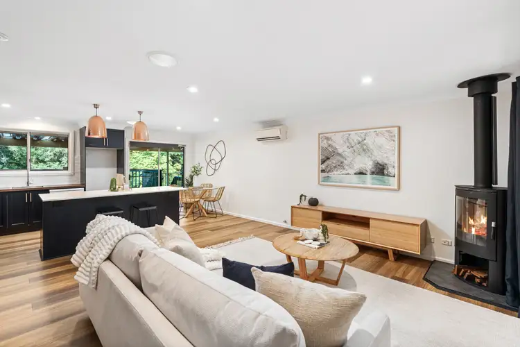 10 Nalkari Avenue, Wyoming NSW 2250