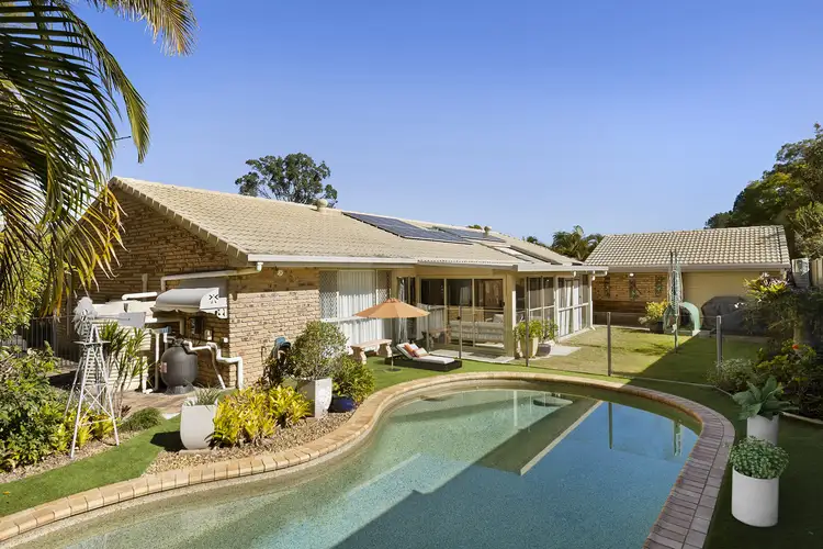 5 Angelica Place, Forest Lake QLD 4078