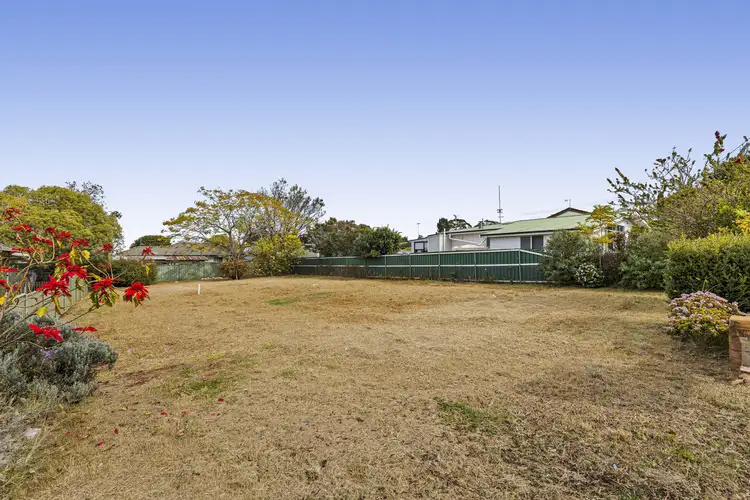 28 Welcombe Avenue, Rockville QLD 4350