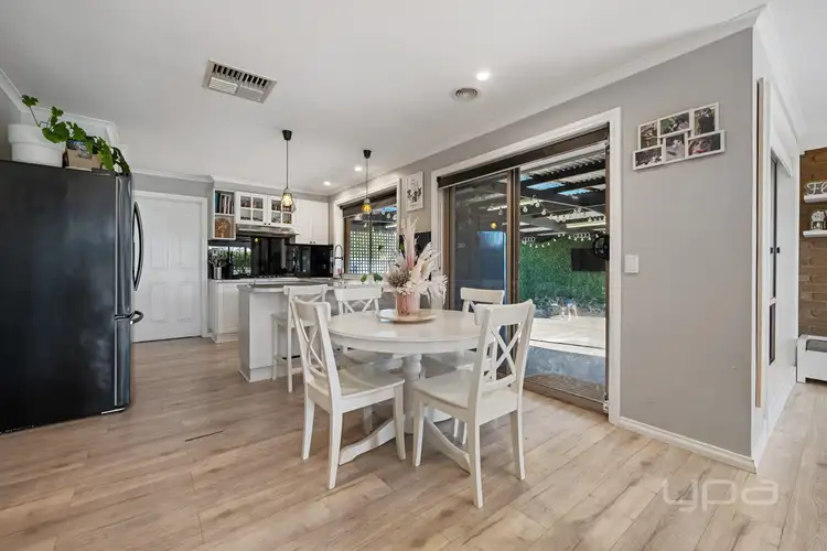 Fifth view of Homely house listing, 14 Evelyn Close, Melton West VIC 3337