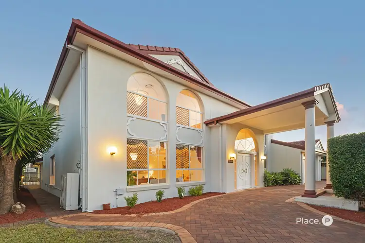 9 Meadow Place, Sunnybank Hills QLD 4109