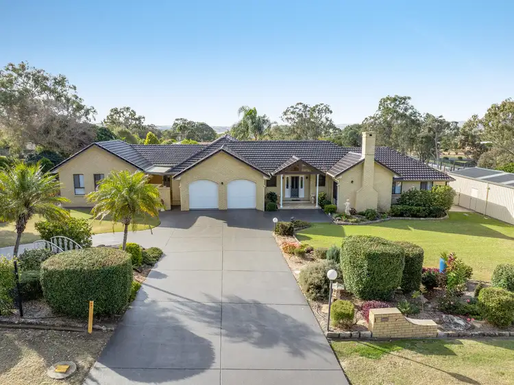 1 Abif Street, Cotswold Hills QLD 4350