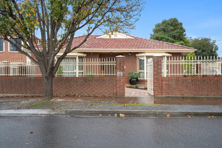 8 Parkwood Avenue, Paradise SA 5075