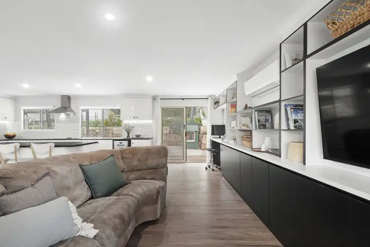 Fourth view of Homely house listing, 2 Spies Court, Mount Lofty QLD 4350