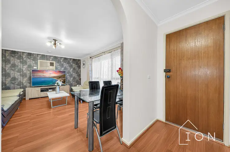 Fifth view of Homely house listing, 6 Marsden Court, Cranbourne North VIC 3977