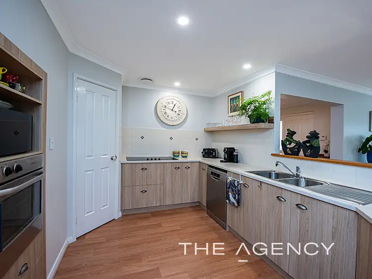 Second view of Homely house listing, 7 Bryant Close, Broadwater WA 6280